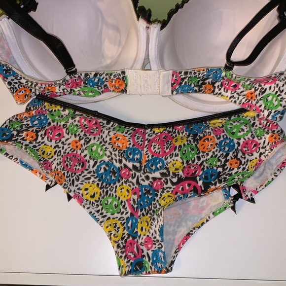 morbid threads vintage rare bra and panty set - Picture 2 of 9